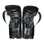 Cleto Reyes black velcro gloves wrist strap detail