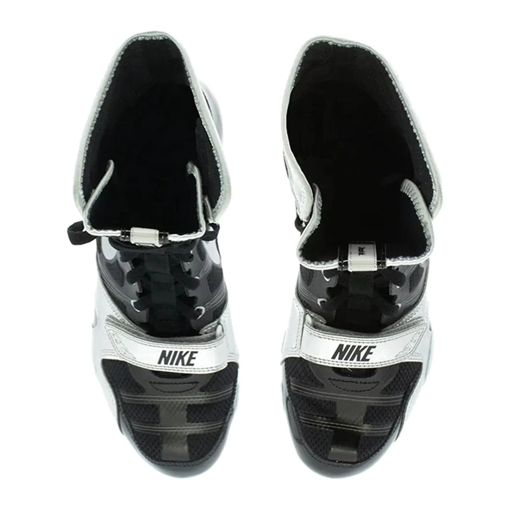 Custom Nike HyperKO boxing shoes in black and silver, outsole detail