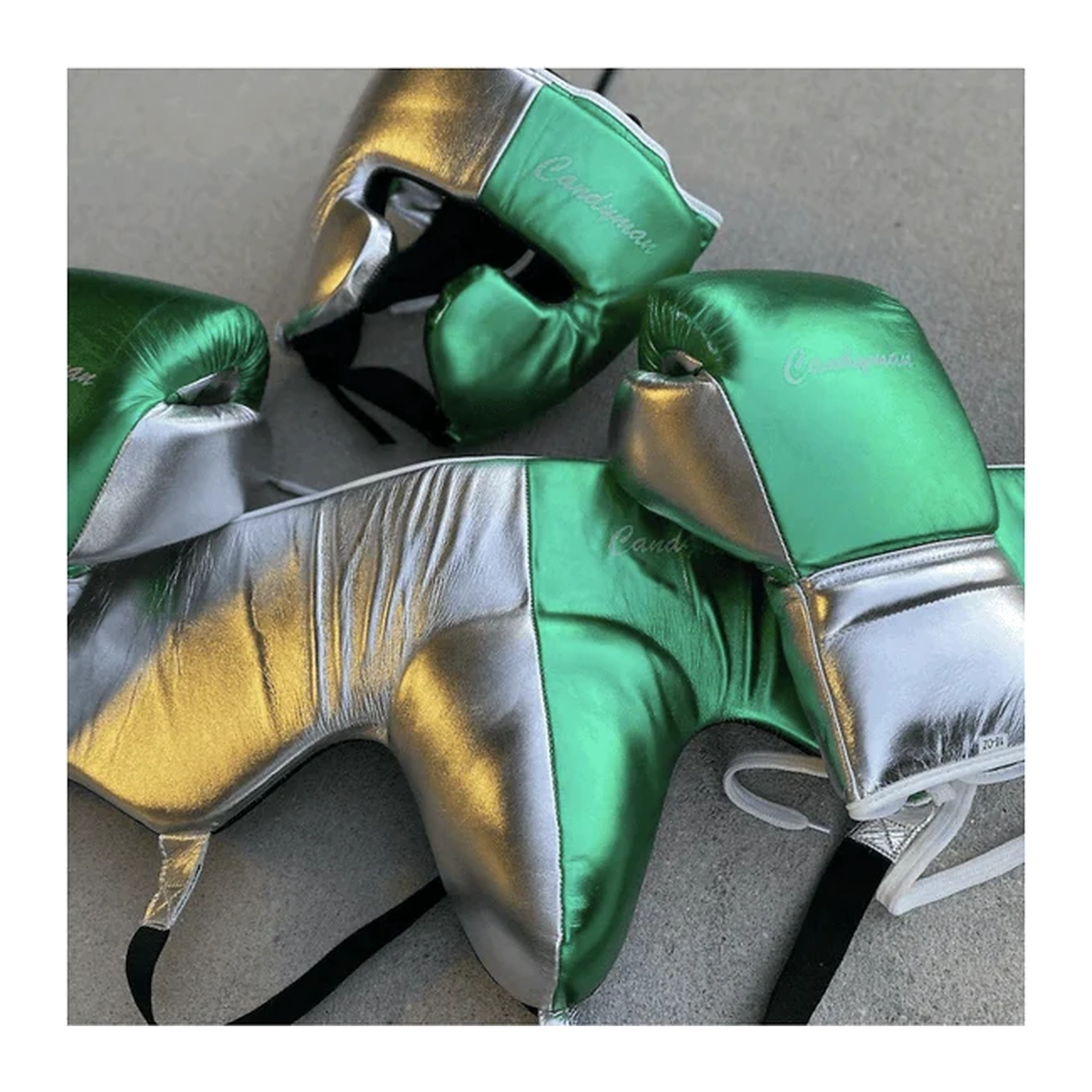 No Boxing No Life metallic green and silver sparring set with gloves, headgear and groin guard